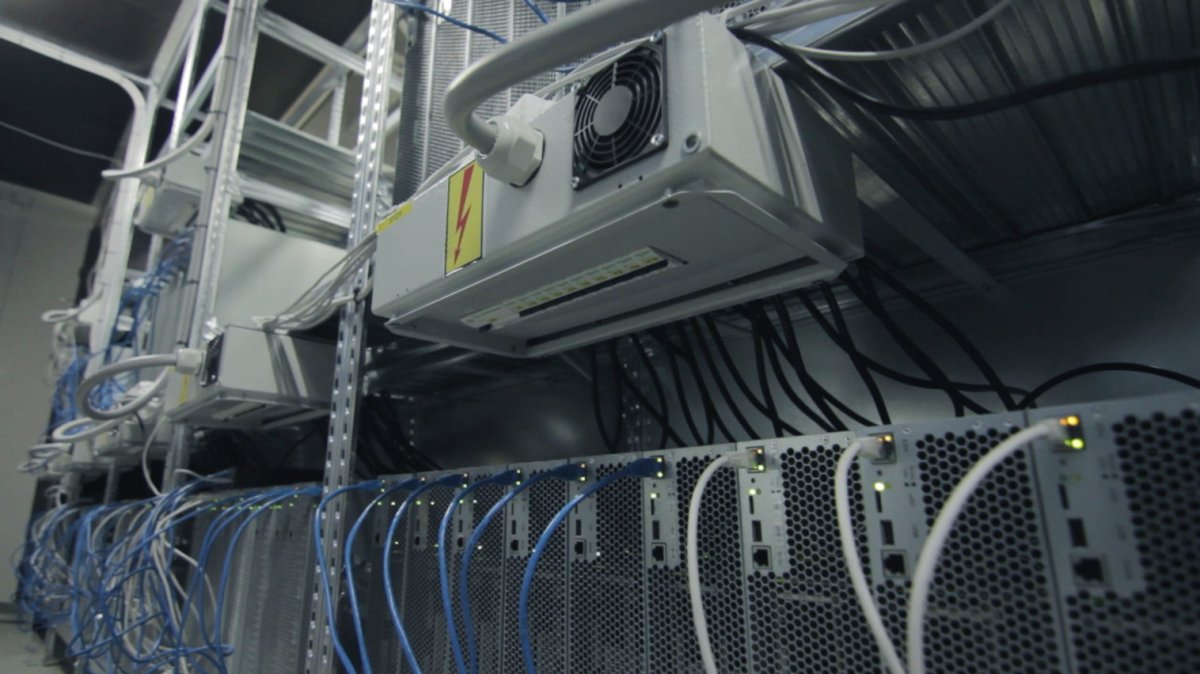 bitcoin data center iceland